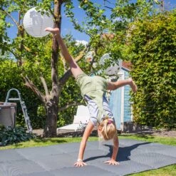 SUMMER FUN Bodenschutzmatten, Grau, 500x500x8mm (8 Stück Im Set = 2qm) -Watermen Verkaufe Bodenschutzmatte grau stibi anwendundsvariante1